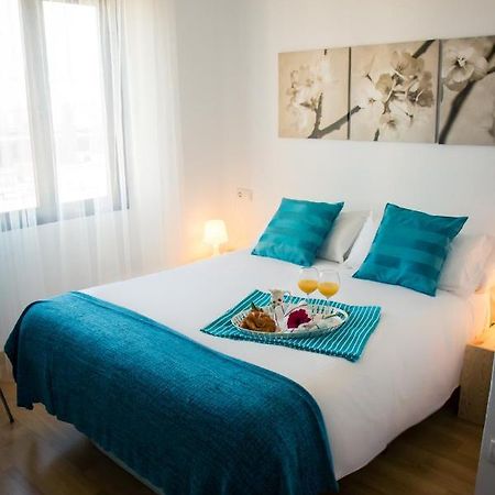 Holidays2Malaga Heredia 3 bedroom opposite Malaga Port Bagian luar foto